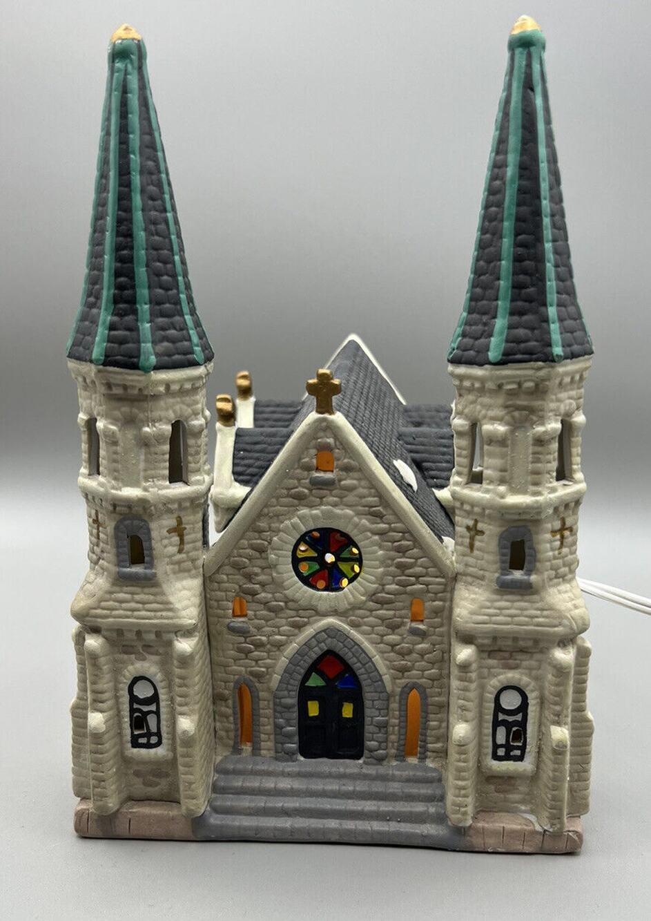 Dickens Keepsake Heritage Heartland Valley Village Porcelain Lights O'Well Co.